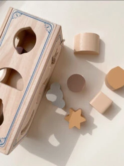 Konges Sløjd Wooden Shape Sorter 11 Konges Sløjd Wooden Shape Sorter -Toy Shop 1024x1024 31e9d737452e3320ef183494b523b8b1
