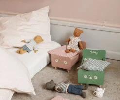 Maileg Wooden Bed For Teddy Dad - Dusty Green -Toy Shop 11 1001 00 lifestyle 1 900x750 resize fill