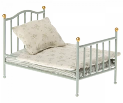 Maileg Miniature Bed -Toy Shop 11 2118 01 01 1 900x750 resize fill 2048x png