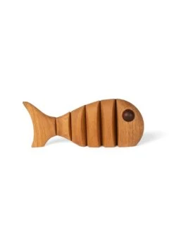Spring Copenhagen The Wood Fish (big) 11 Spring Copenhagen The Wood Fish (big) -Toy Shop 2055 FSC traefisken stor 2 copyright spring copenhagen 1400x 5ecd4eca 5199 4973 b138 2c240a0fb8bb