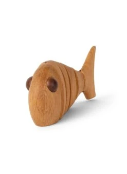 Spring Copenhagen The Wood Fish (big) 14 Spring Copenhagen The Wood Fish (big) -Toy Shop 2055 FSC traefisken stor 5 copyright spring copenhagen 1400x 37dea20f 47c2 4871 8f67 f9e54eebb34b