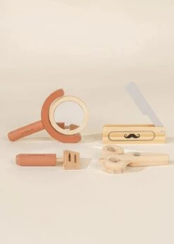 Wooden Barber Set -Toy Shop 22996324dfdd30724ecbe2a08bdfeaaeb2be92c0e3aeb7683050637aebb7bea9 jpeg