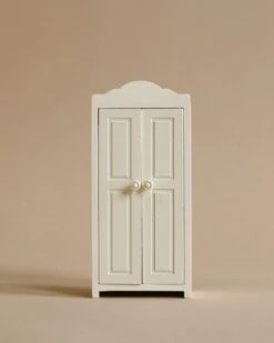 Maileg Small Closet