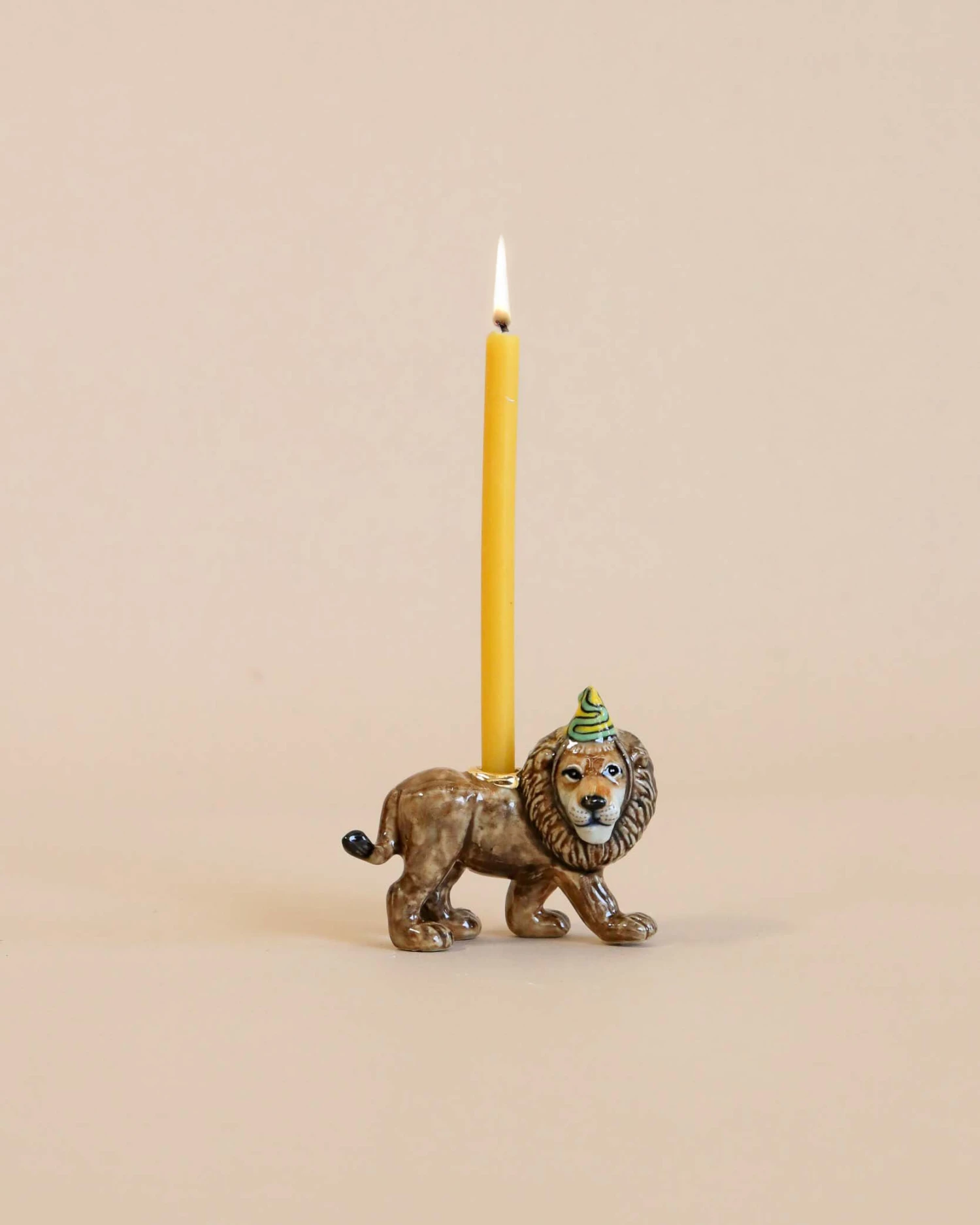 Lion "Party King" Cake Topper 1 Lion "Party King" Cake Topper