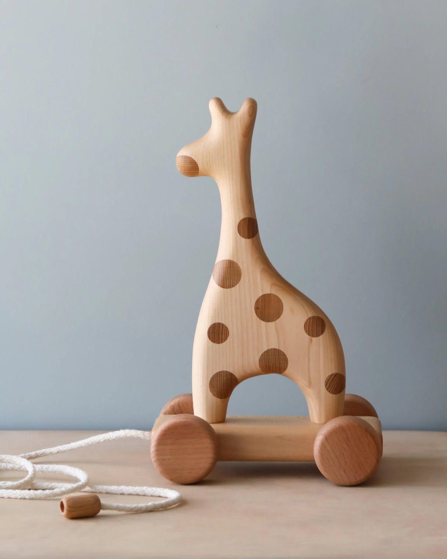Handmade Wooden Giraffe Pull Toy 2 Handmade Wooden Giraffe Pull Toy - Image 2