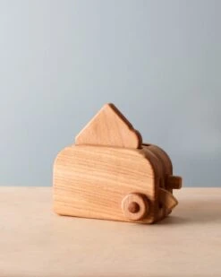 Handmade Wooden Toaster -Toy Shop 2J2A9356 2