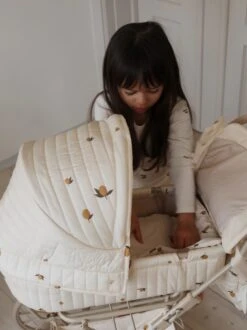 Konges Sløjd Doll Pram - Lemon 8 Konges Sløjd Doll Pram - Lemon -Toy Shop DOLL PRAM Doll toys KS3564 LEMON 2 f8eb2ecc ac1c 4d65 9661 092091e3e548 jpg