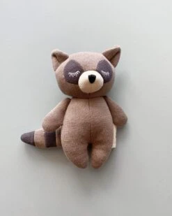 Konges Sløjd Organic Animal Rattle -Toy Shop IMG 1489 736x896 74f9c003 2b55 46f8 9531 a948f31b7f9b