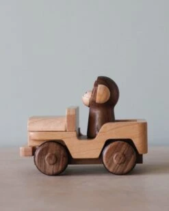 Wooden Animal Pull-Back Car -Toy Shop IMG 3051