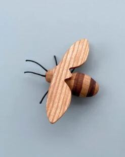 Handmade 11-Piece Wooden Insects -Toy Shop IMG 6597
