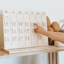 Second Scout | Magnetic Agenda Calendar -Toy Shop LittleAgenda11 our.dandelion.days