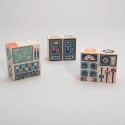 Uncle Goose Environments Space Blocks -Toy Shop b81f66e7912e2c3ce9c5293289e9bcc14174532ce7e3b952fa19963f4db4a3b6 jpeg