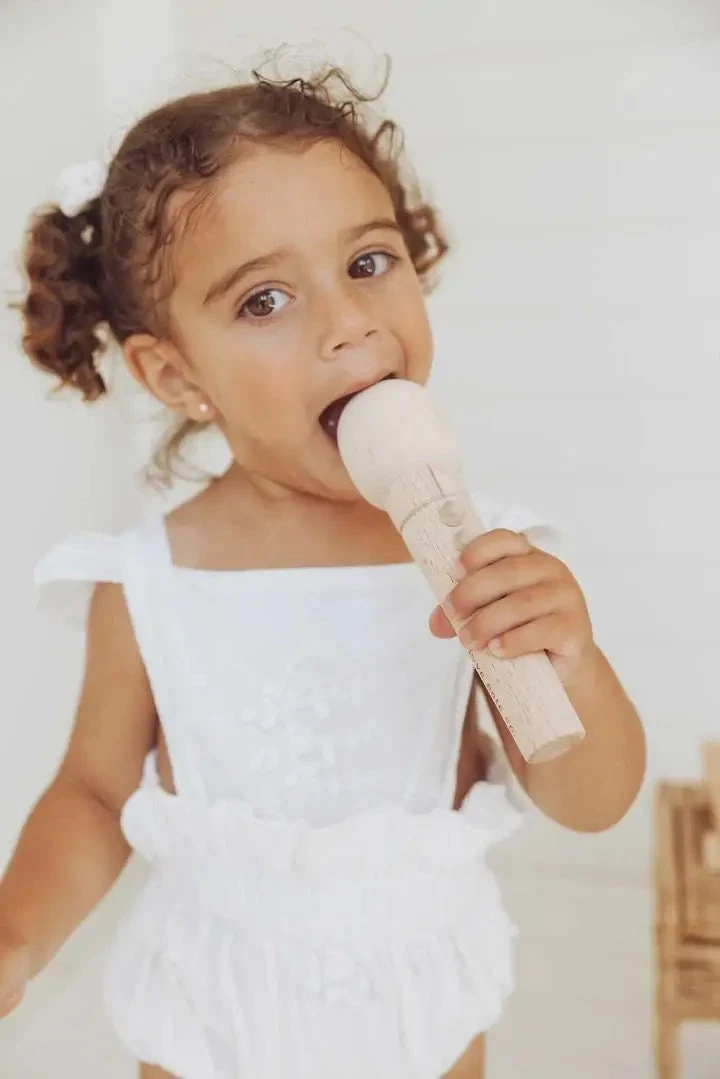 Little Singer Pretend Microphone 4 Little Singer Pretend Microphone - Image 4