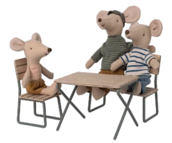 Maileg | Garden Table Set -Toy Shop image 58 1600x 7f800afe 39b1 42f3 b6a7 73aa5e23d0db